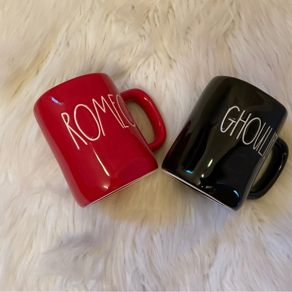 Rae Dunn Romeo & Ghoulet Mug Set - New - Picture 3 of 9